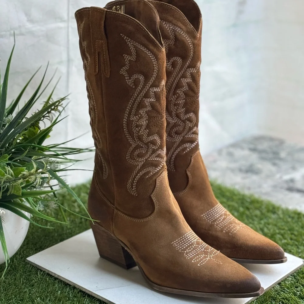 ZIGI Rosary Western Boot ZIGI Suede Light Brown size 41 US 10 New